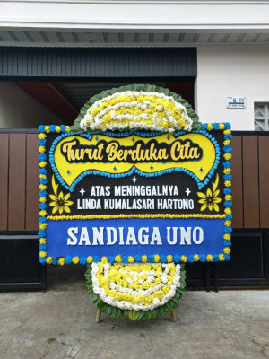 Papan Bunga Duka di Sakra Barat
